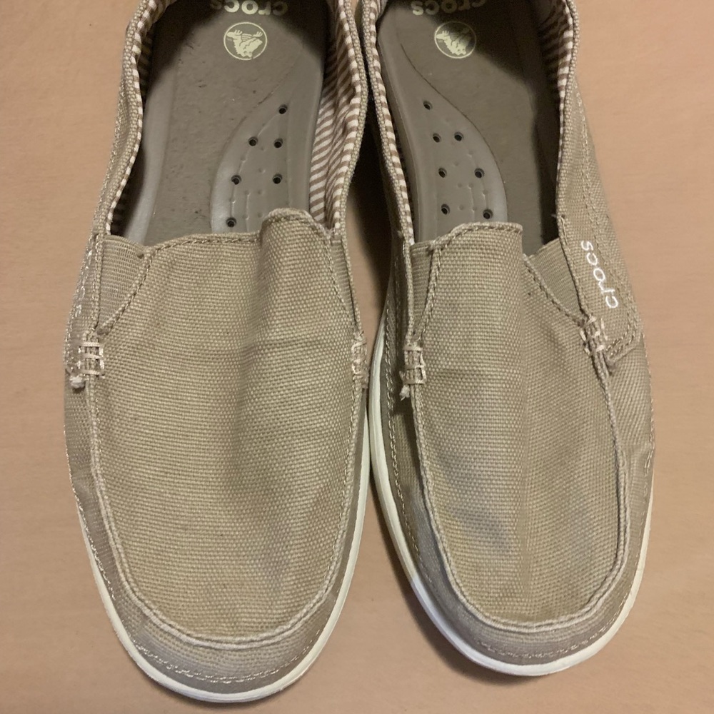 Crocs